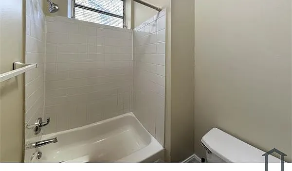 1 bed, 425 sqft, $995 — Photo 4