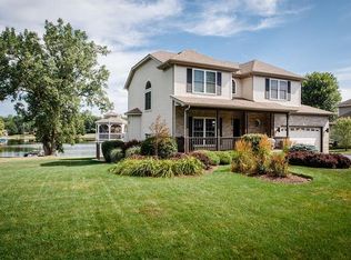 3017 Raccoon Cv, Island Lake, IL 60042