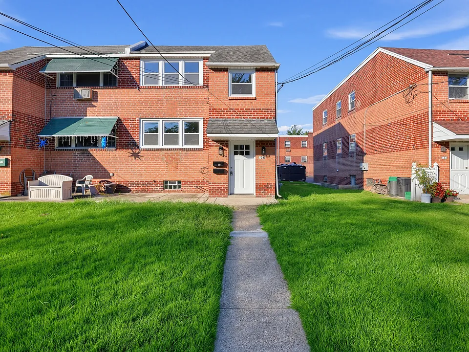 121 Rutledge Ave #A
