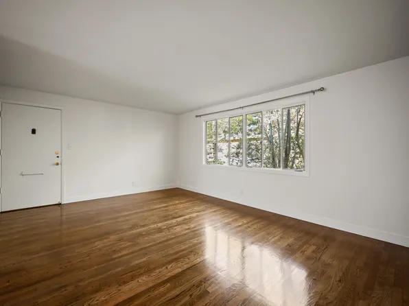 150 San Vicente Blvd #6, Santa Monica, CA 90402