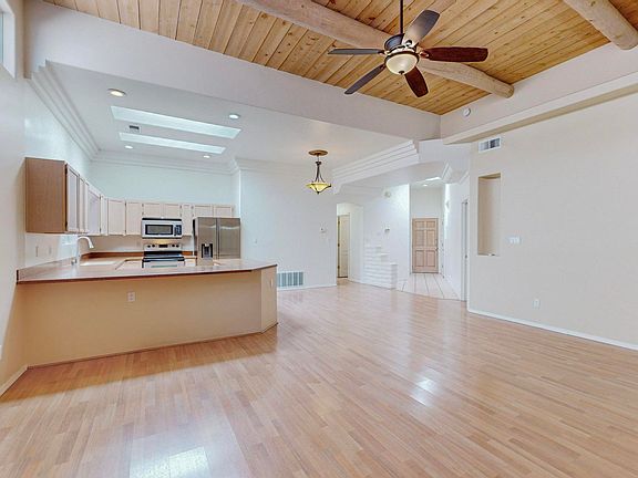 5th image of 7220 Capitan Ave NE