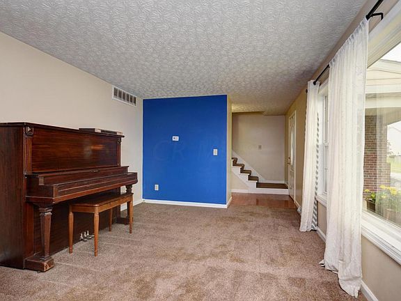 5th image of 844 Caroway Blvd