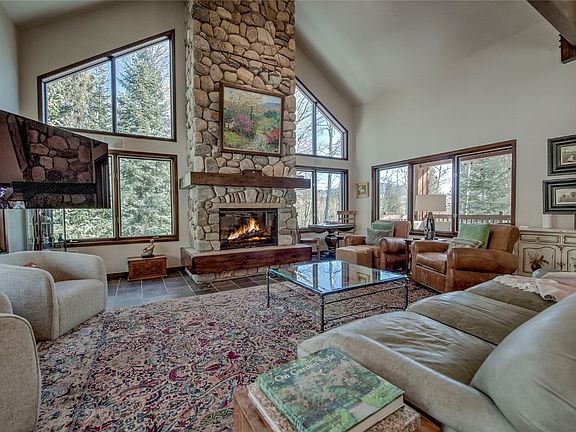 2nd image of 274 Pearl Lane