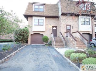 4501 N Oaks Blvd, North Brunswick, NJ 08902