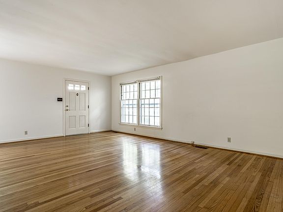 5th image of 8195 Jordan Ln