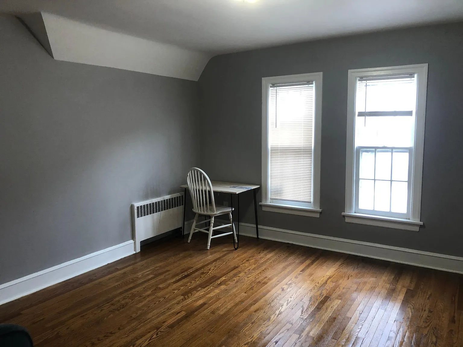 3 bed, 1200 sqft, $1,450 — Photo 3