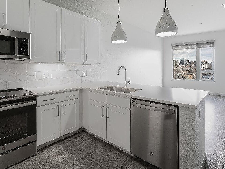 1st image of 405 N Grant St #402