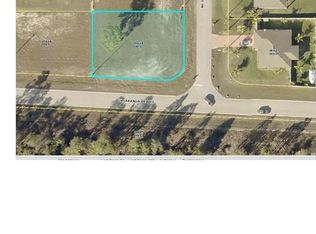 3126 NE 13th Ct, Cape Coral, FL 33909