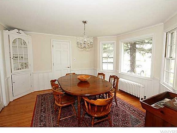 5th image of 74 Walton Dr