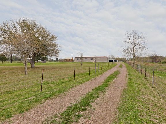 Privacy abounds-look at your LONG private driveway