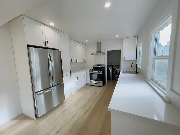 2022 Browning Blvd — Photo 2