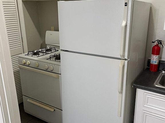 2nd image of 4611 Brady St #A