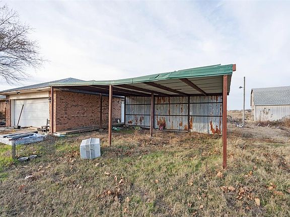 5th image of 35079 E 115th Rd