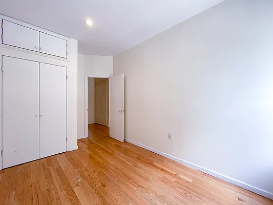 Rented by Compass | media 26