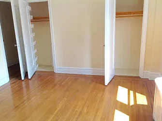 Sold by Luxus Manhattan Realty