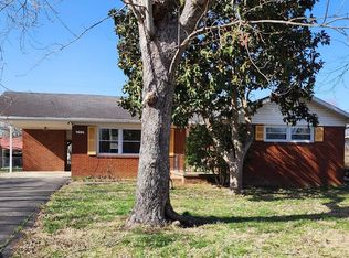202 Roney Dr, Hopkinsville, KY 42240