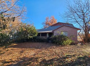 1411 S 11th St, Chickasha, OK 73018