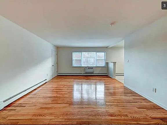 5th image of 31 Soundview Dr #C5