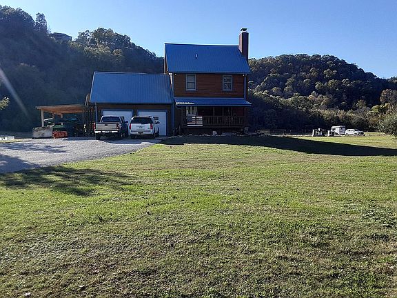 front of house and lot