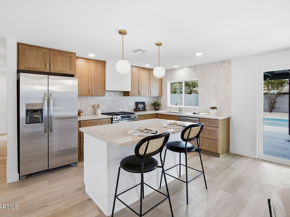 1st image of 14407 N 37TH Court