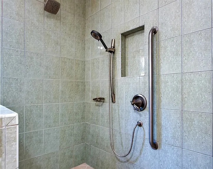 10401 Wystone Ave — Photo 38