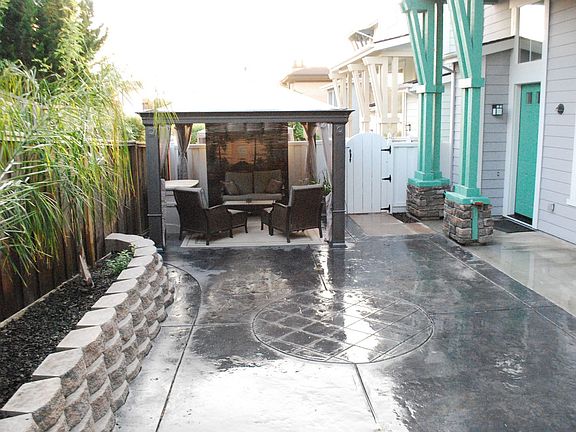 2nd image of 26989 Hayward Blvd