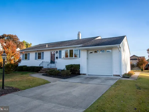 23 Doreen Rd, Hamilton, NJ 08690