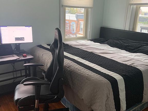 4th image of 2620 Brown St Unit 3