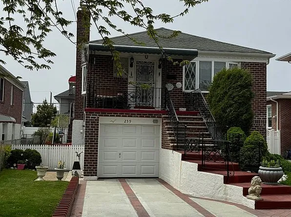 239 126th Bch, Rockaway Park, NY 11694