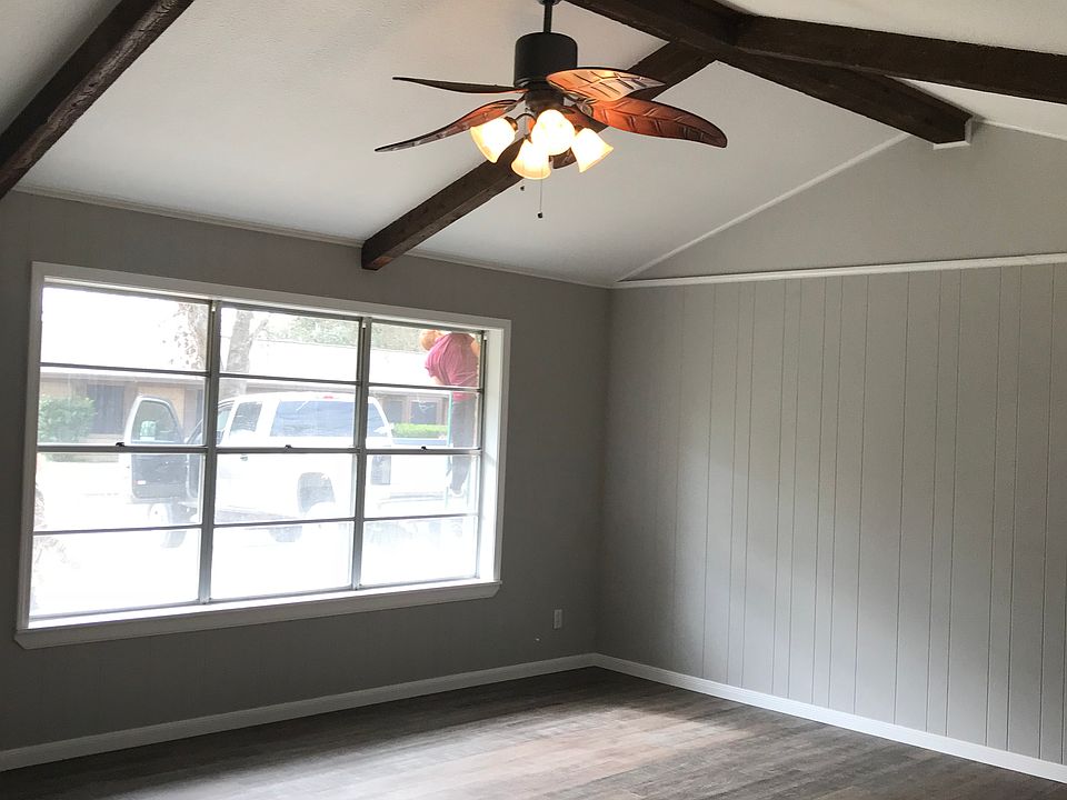 1st image of 309 Hessler Dr