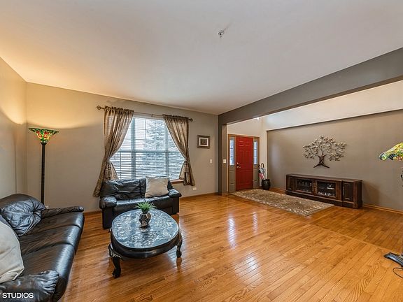 4th image of 5775 River Birch Dr