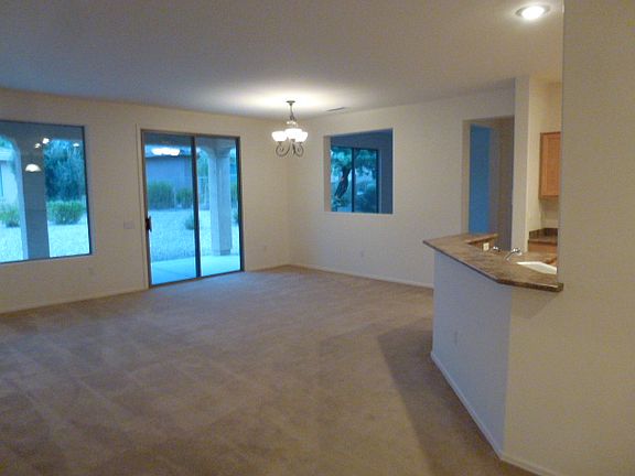 Open floor plan/dining area