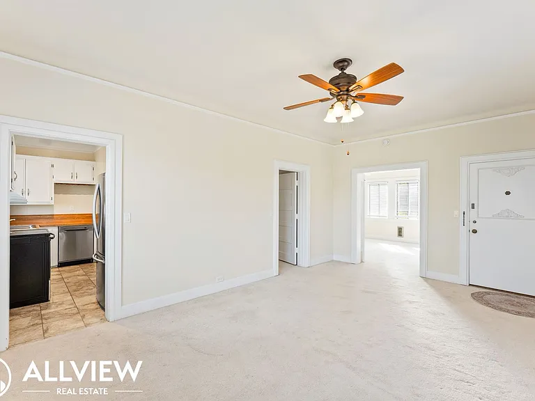 770 Hillcrest Drive — Photo 7