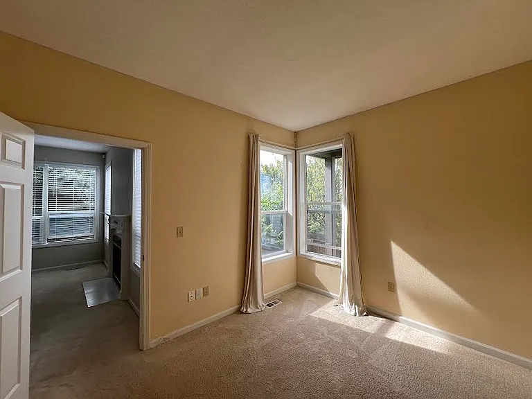 7673 SW Millerglen Dr — Photo 7