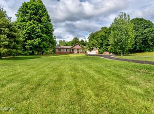 139 Shanghai Rd, La Follette, TN 37766