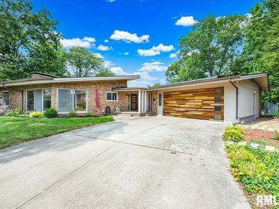 2535 N Rockwood Dr, Peoria, IL, 61604