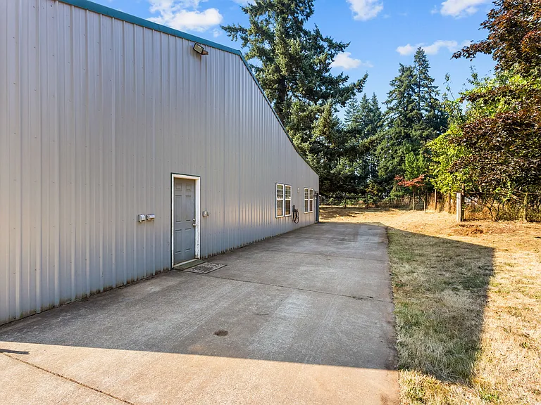 2385 Cascade Hwy SE #1 — Photo 17