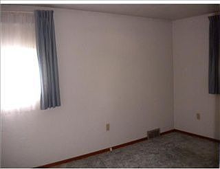 5th image of 108 Pinette St