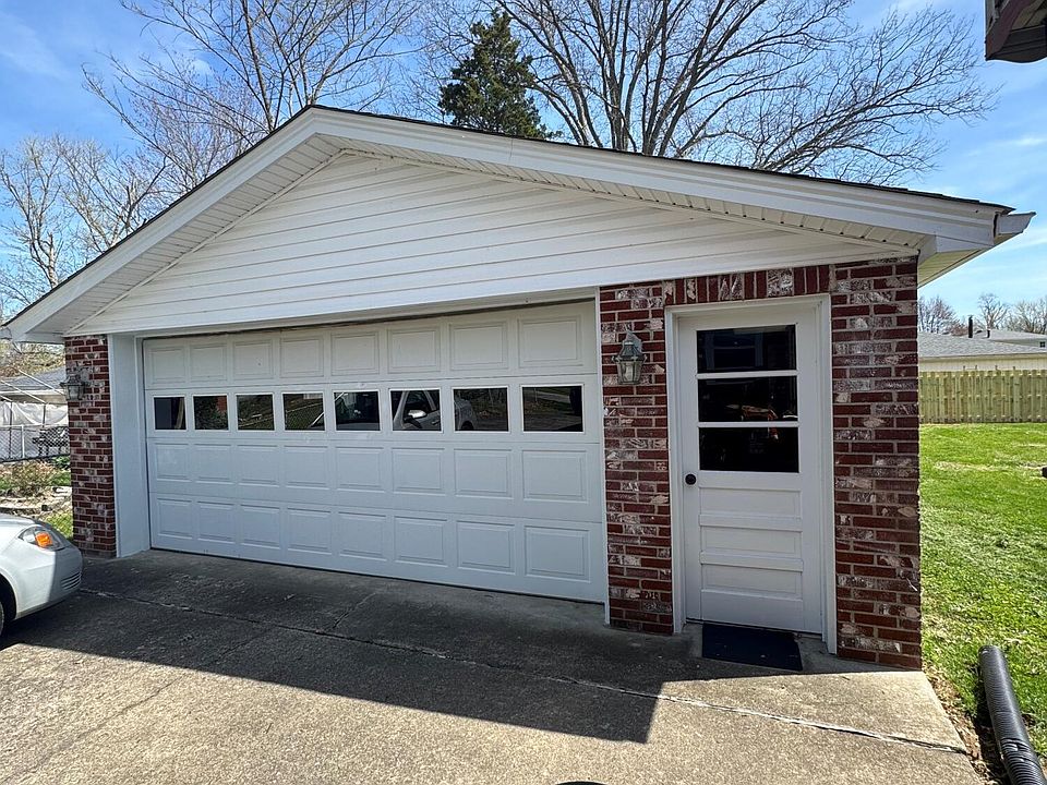 5103 Joy Dr, Louisville, KY 40216 | Zillow