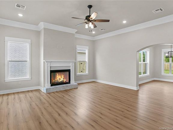 3rd image of 737 Lakewood Pointe Dr