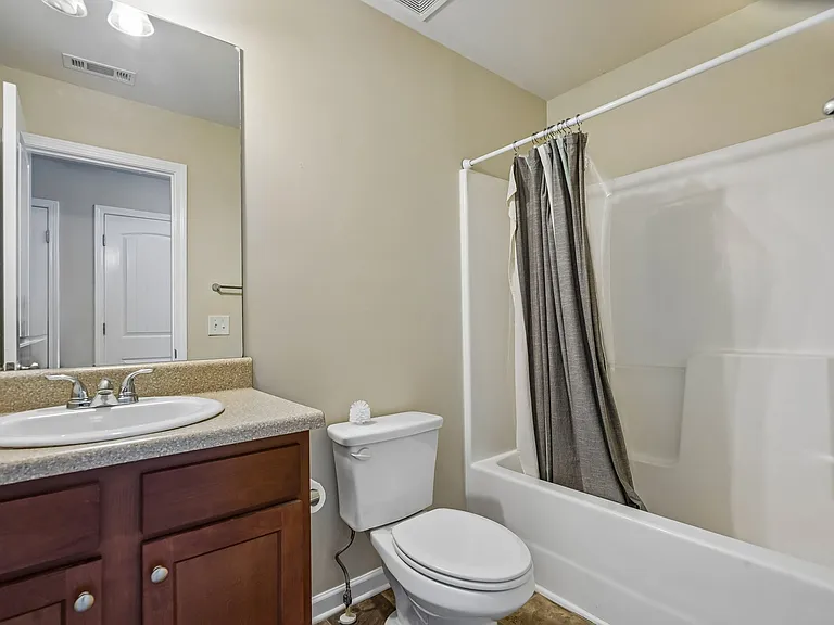 103 Highland Pointe Cir E — Photo 7
