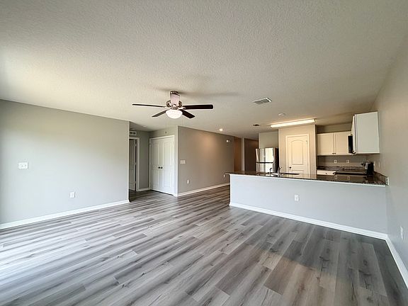 2nd image of 687 Gila Dr