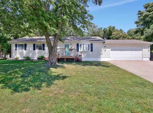 101 N Pine St, Whitewater, KS 67154