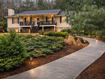 103 Pleasant Hill Dr, Franklin, NC, 28734