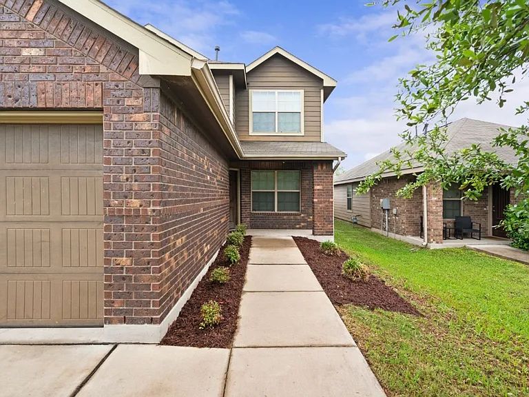 7204 Outfitter Dr — Photo 33