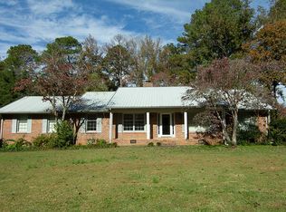 3811 Knollwood Dr, Anniston, AL 36207