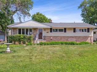 42 Langer Cir, West Saint Paul, MN 55118