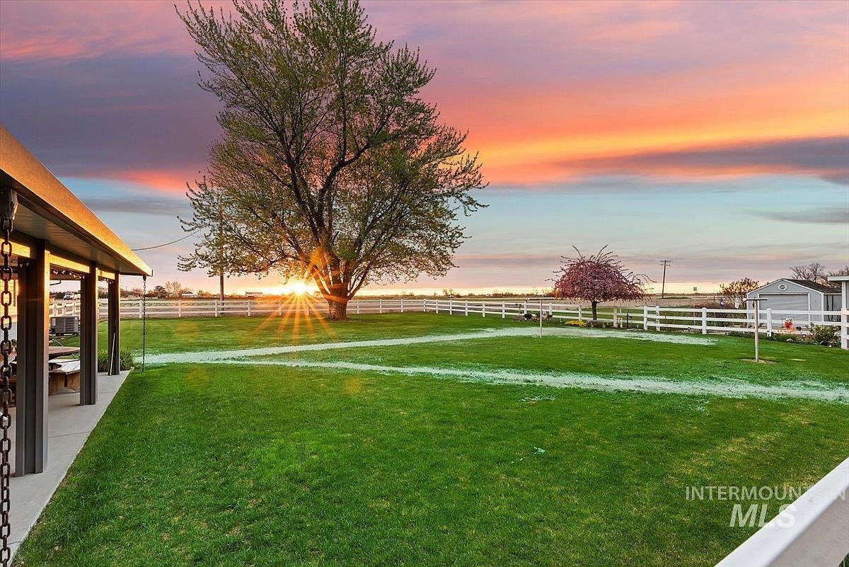 6946 Ustick Rd, Nampa, ID 83687 Zillow