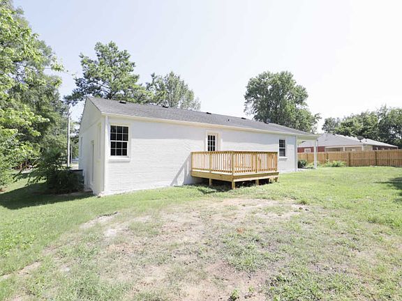 5th image of 6925 Stroop Ln