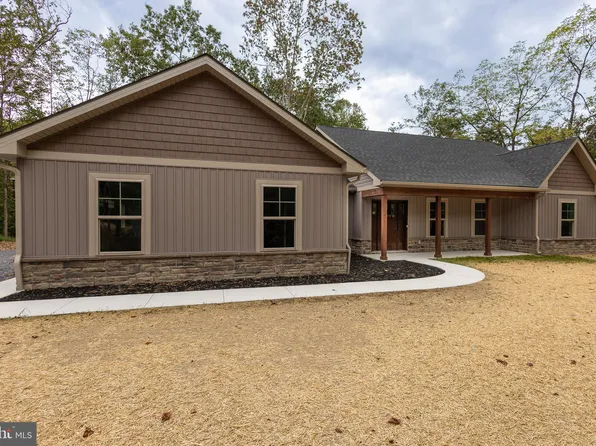 89 Dark Hollow Ct, Gerrardstown, WV 25420